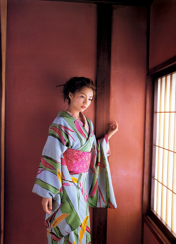 吉本多香美 · くちづけ