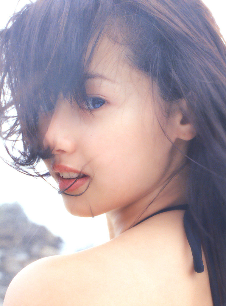 泽尻英龙华 · erika