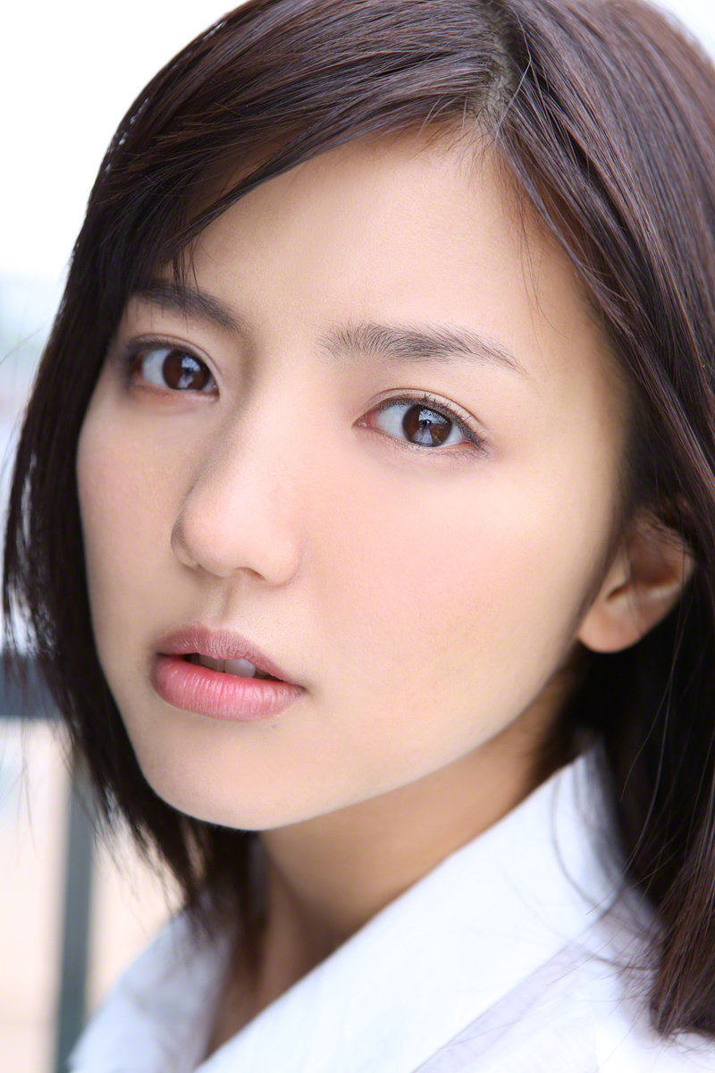 真野惠里菜 · Wanibooks No.131 4