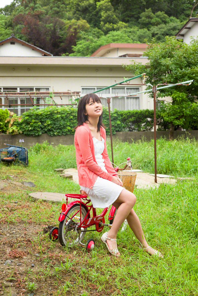 真野惠里菜 · 4weeks 4