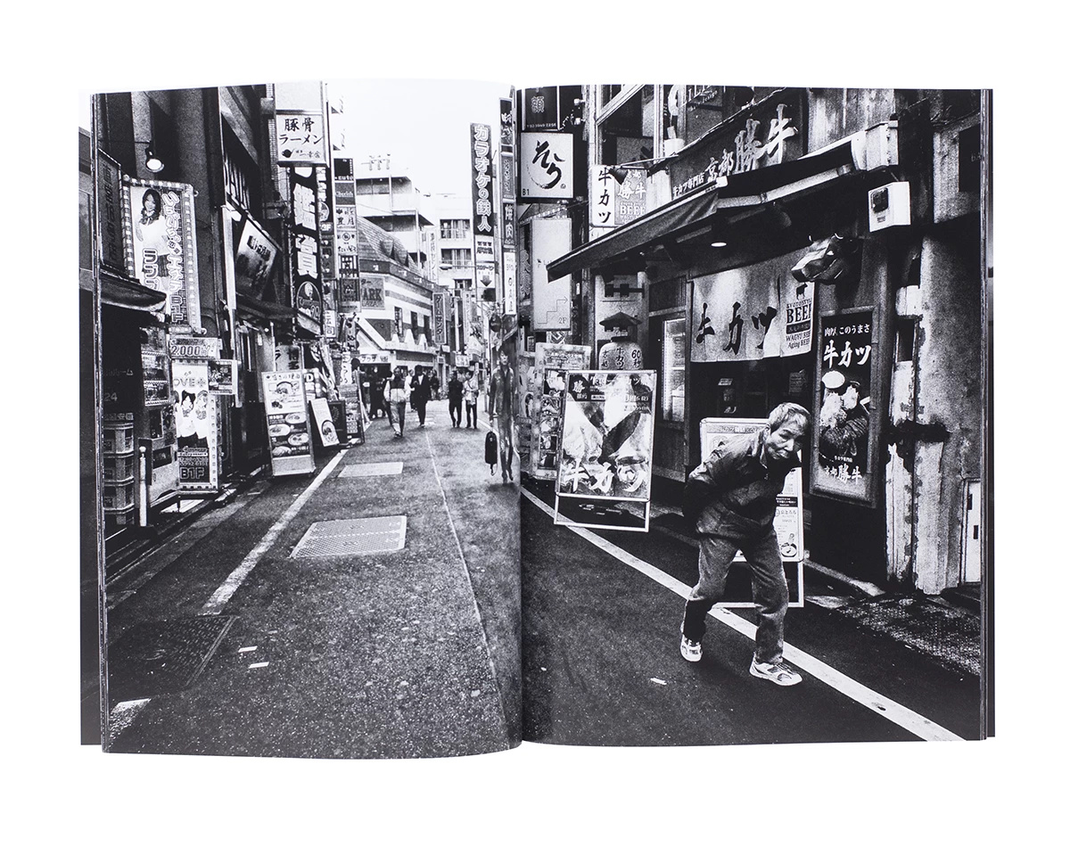 Record No.33 · 池袋 3