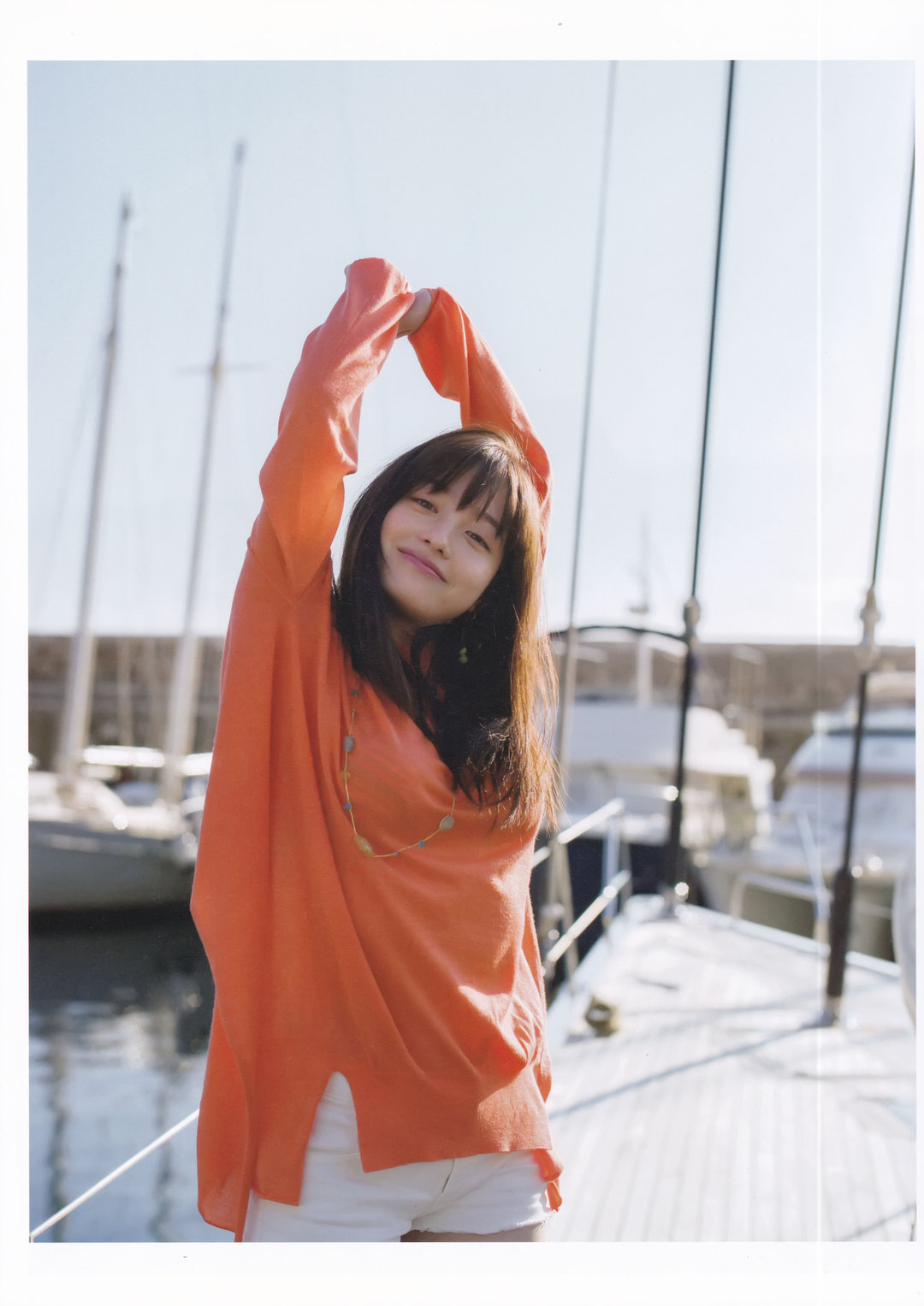 桥本环奈 · NATUREL 1