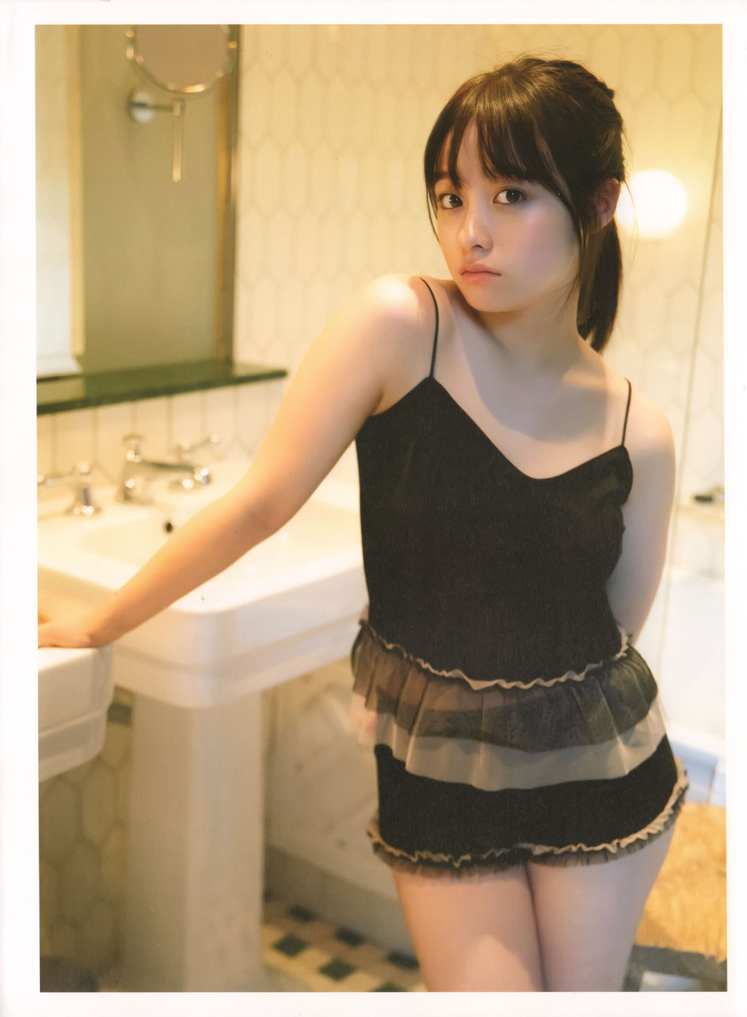 桥本环奈 · NATUREL 5