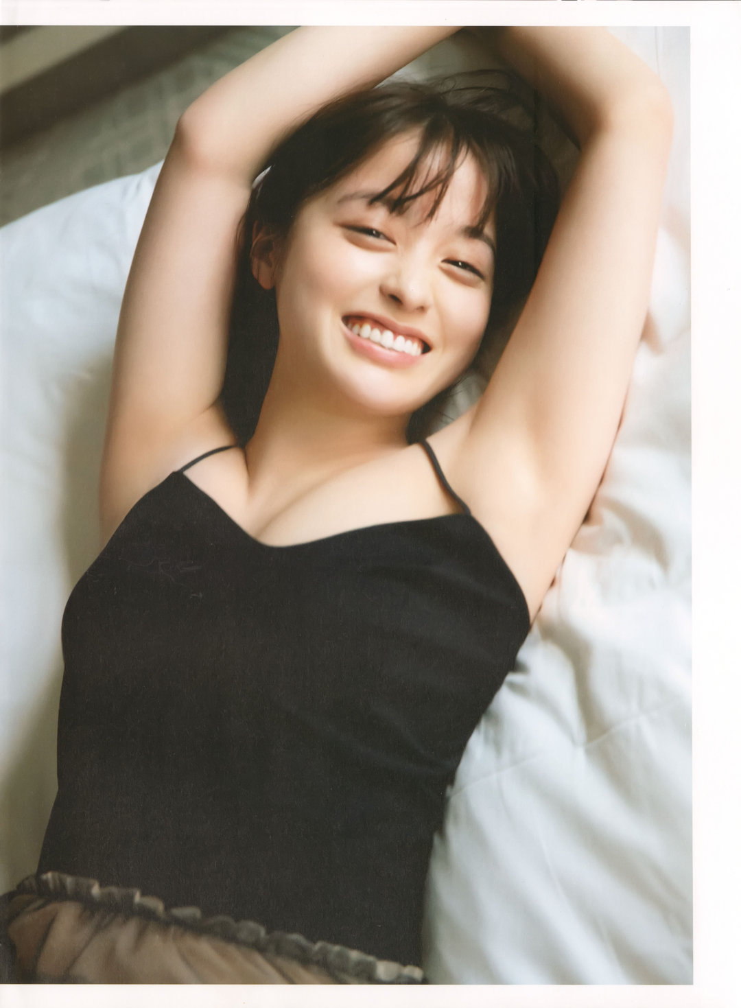 桥本环奈 · NATUREL 6