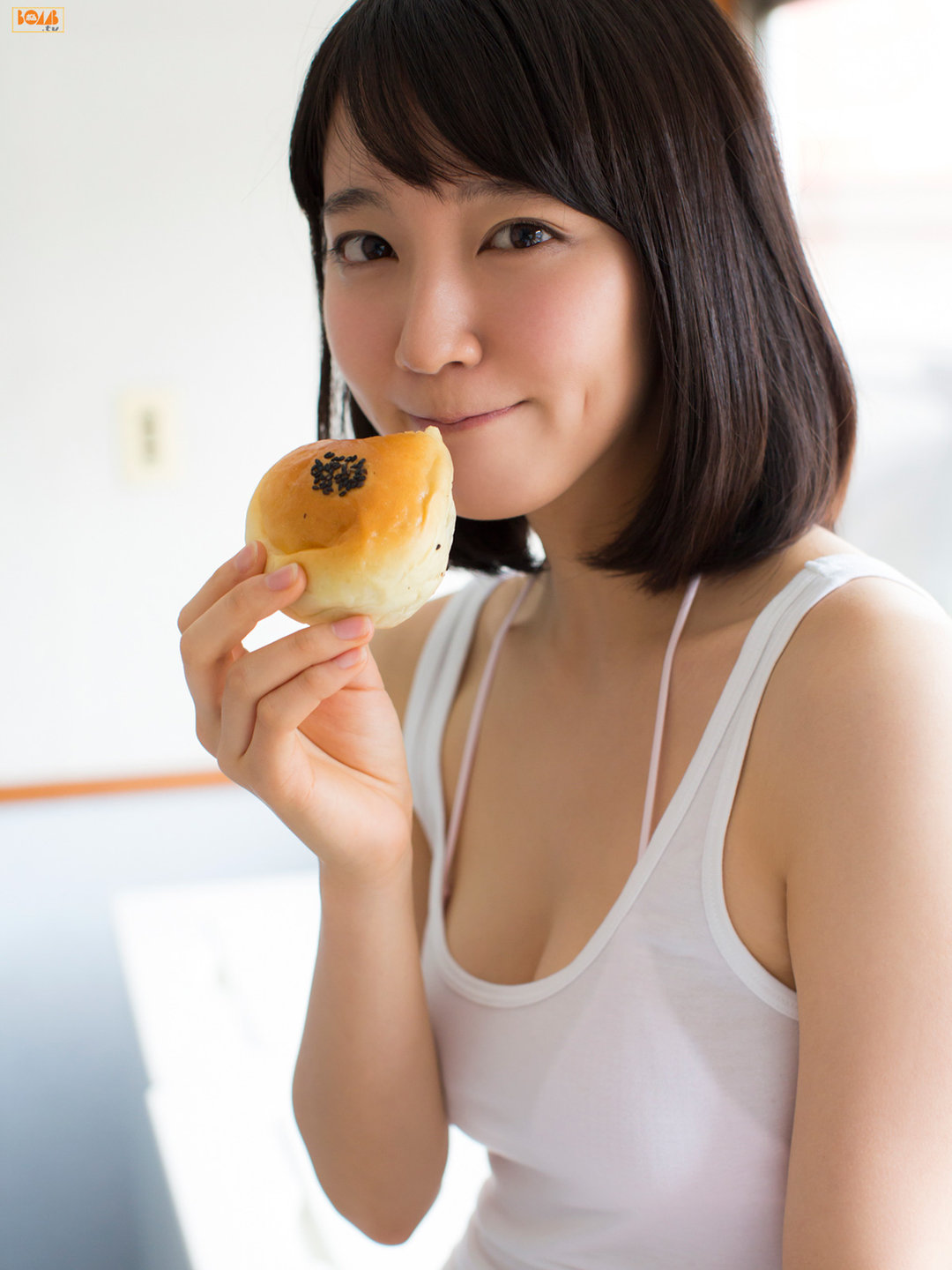 吉冈里帆 · BOMB.tv 2015.06