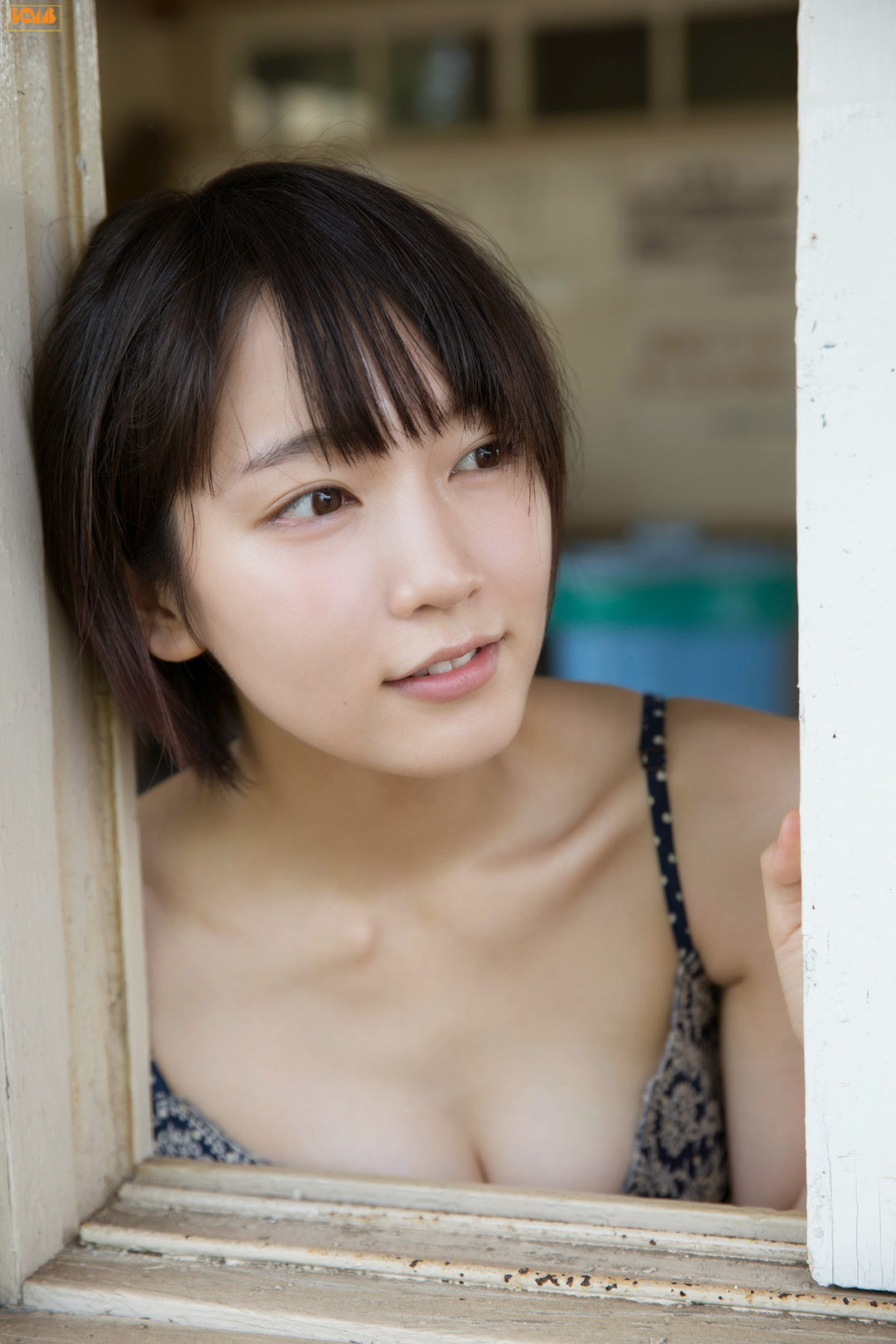 吉冈里帆 · BOMB.tv 2014年10月号