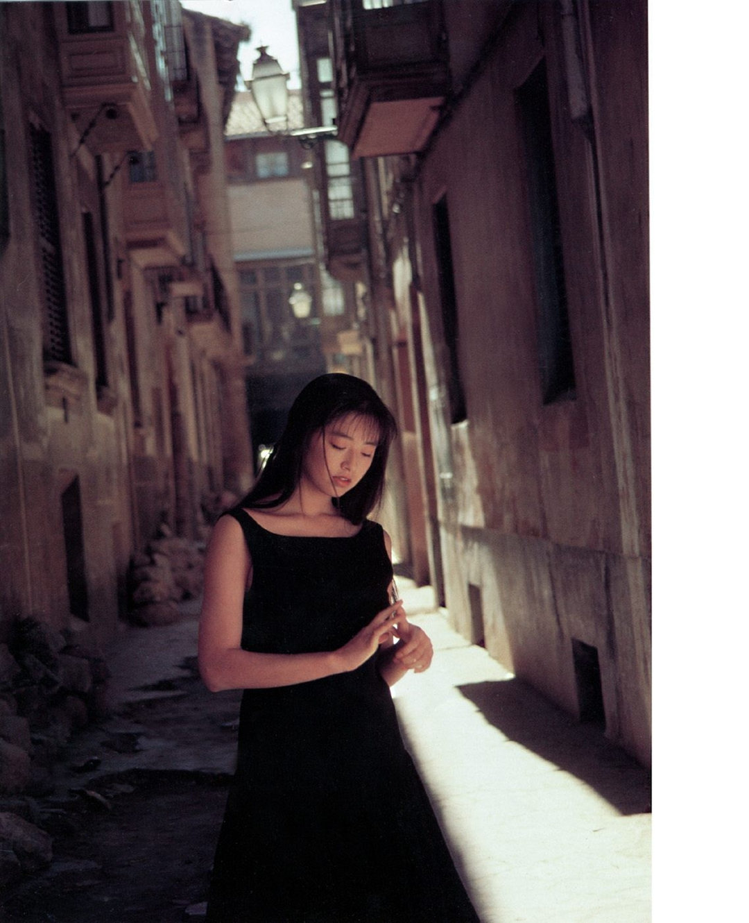 高冈早纪 · Romancero 5