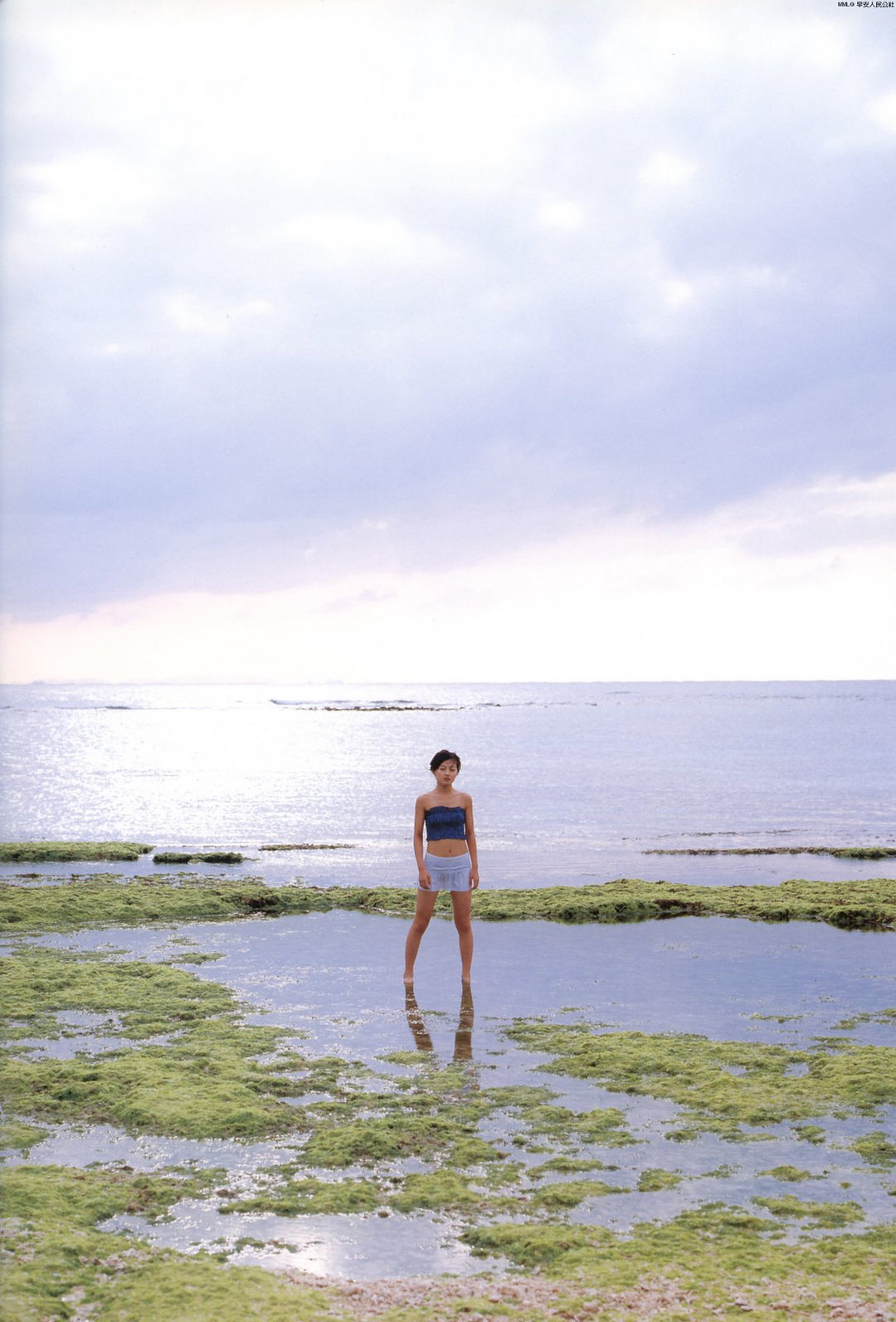 久住小春 · 1st写真集 5