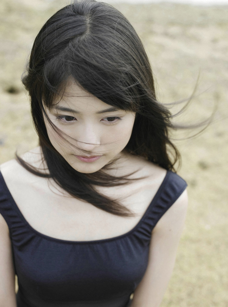 有村架纯 · あの島へ。 2